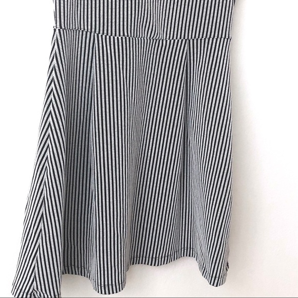 SOLD Zara Striped Skater fit flare mini dress - Picture 4 of 6